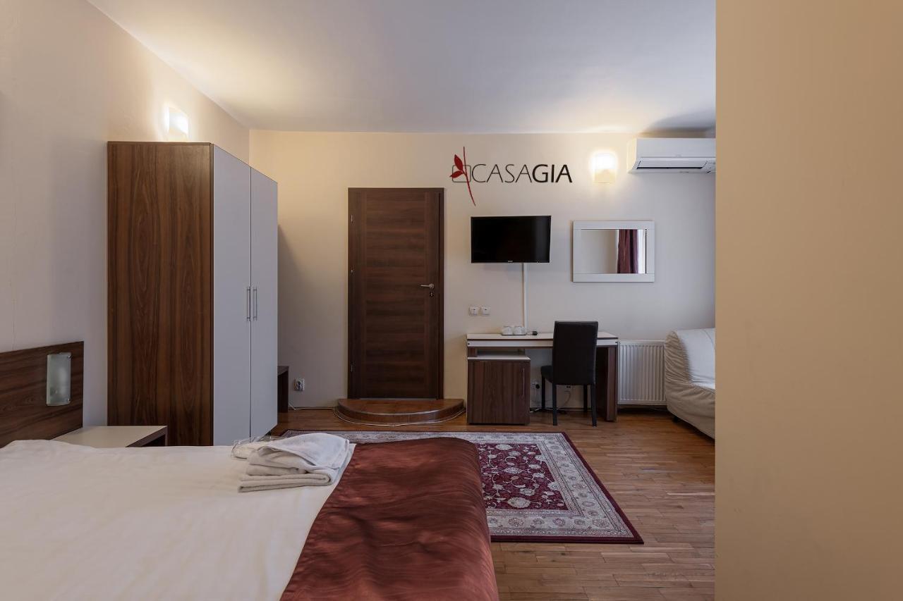 Pension Casa Gia Kluż-Napoka Zewnętrze zdjęcie